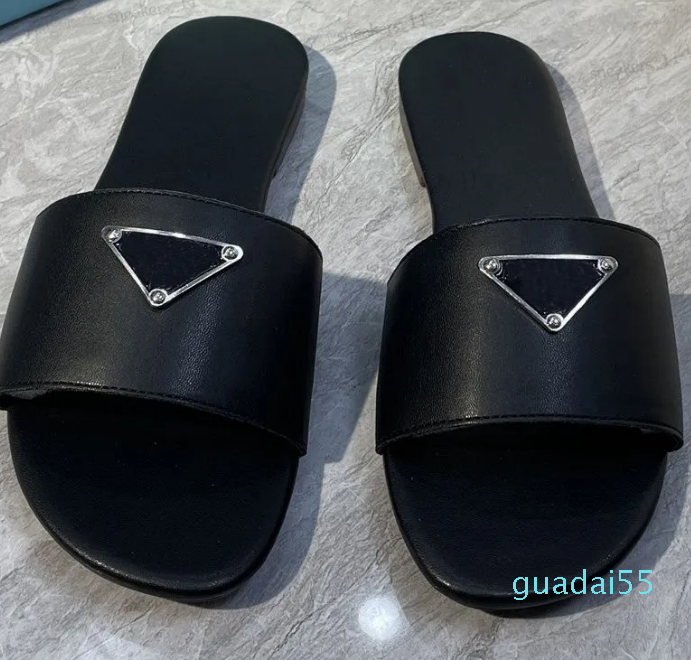 Women slippers Sandals Fashion Designers Triangle Flat Slides Flip Flops Summer genuine leather Outdoor Loafers Bath Shoes Beachwear Black White Brown slider shoe
Women slippers Sandals Fashion Designers Triangle Flat Slides Flip Flops Summer genuine leather Outdoor Loafers Bath Shoes Beachwear Black White Brown slider shoe
