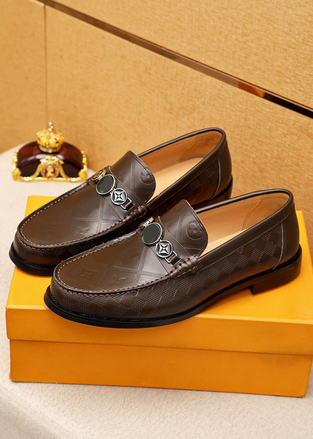 2023 Men Dress Shoes Formal Office Genuine Leather Flats Male Brand Handmade Classic Style Party Wedding Oxfords Zapatos Hombre Size 38-45, Brown
2023 Men Dress Shoes Formal Office Genuine Leather Flats Male Brand Handmade Classic Style Party Wedding Oxfords Zapatos Hombre Size 38-45, Brown