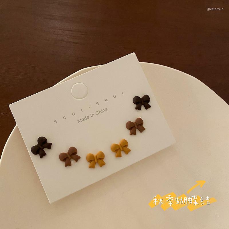 Stud Earrings Fashion Autumn And Winter Coffee Color Bow Set Retro Forest S925 Niche Design Sweet Girl Trend
Stud Earrings Fashion Autumn And Winter Coffee Color Bow Set Retro Forest S925 Niche Design Sweet Girl Trend