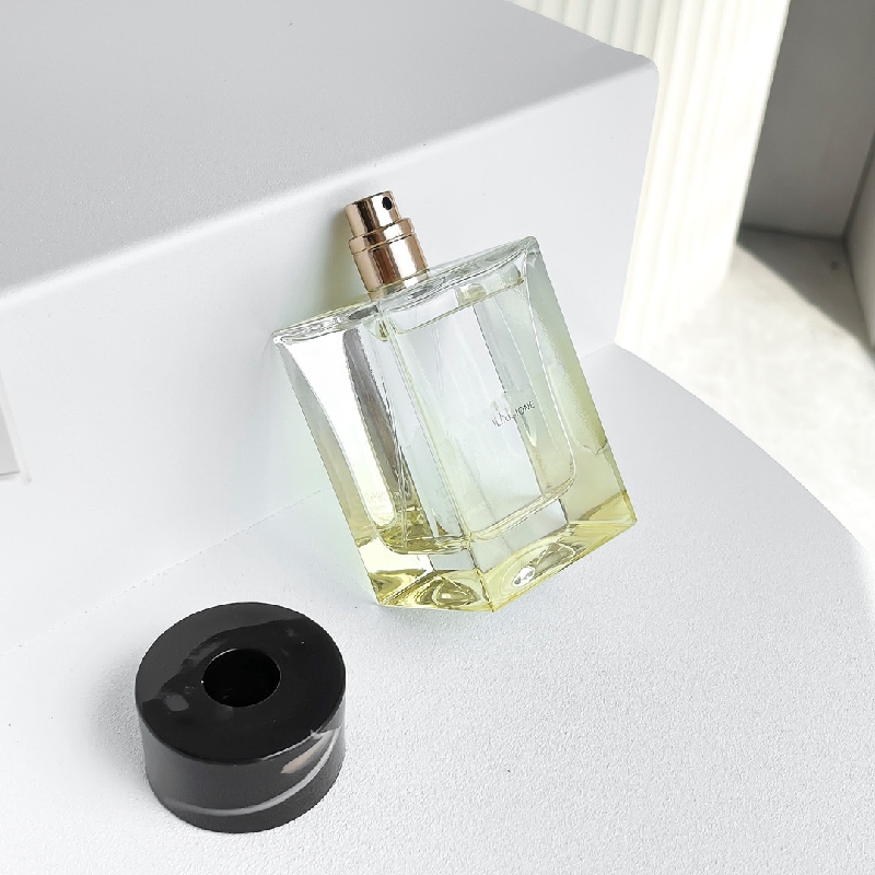 Woman High quality Designer perfume men ILLUSIONE 75ML Lady EDT spray Cologne incense good quality for any skin with fast postage parfum fragrance
Woman High quality Designer perfume men ILLUSIONE 75ML Lady EDT spray Cologne incense good quality for any skin with fast postage parfum fragrance