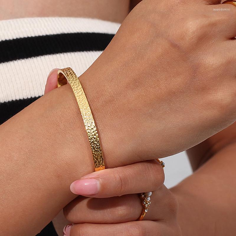 Bangle Minimalist Gold Color Tarnish Free Fashion Stainless Steel Bracelet Bumpy Texture Simple Open Charm Wrist Jewelry
Bangle Minimalist Gold Color Tarnish Free Fashion Stainless Steel Bracelet Bumpy Texture Simple Open Charm Wrist Jewelry