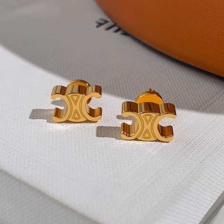 Celi Arc de Triomphes earrings designer Titanium Gold Earrings with Small Design Sense High Grade Small and Exquisite Temperament Metal Earrings and Earrings
Celi Arc de Triomphes earrings designer Titanium Gold Earrings with Small Design Sense High Grade Small and Exquisite Temperament Metal Earrings and Earrings