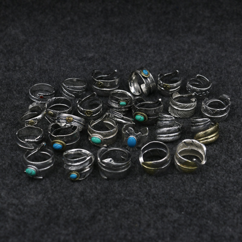 S925 Sterling Silver Ring Personalized Fashion Feather Inlaid turquoise Style Couple Letter Shape Jewelry Lover Gift
S925 Sterling Silver Ring Personalized Fashion Feather Inlaid turquoise Style Couple Letter Shape Jewelry Lover Gift