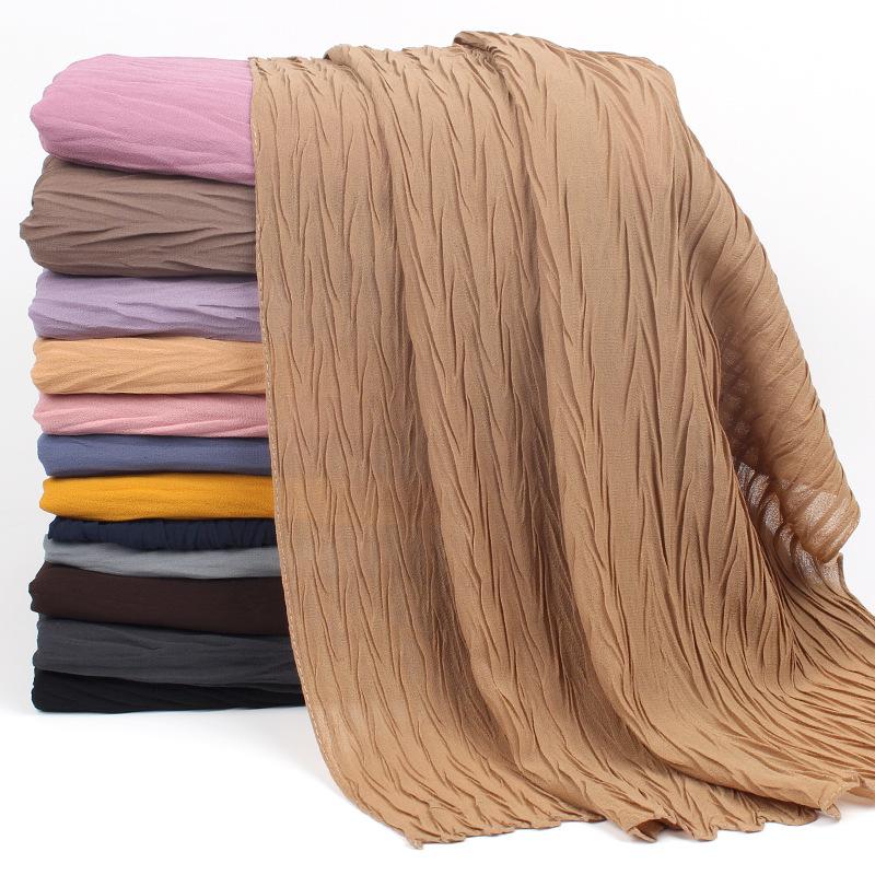 Scarves 2023 Monochromatic Ethnic Crumpled Pearl Chiffon Bubble Turban Islamic Ladies Hijab Scarf
Scarves 2023 Monochromatic Ethnic Crumpled Pearl Chiffon Bubble Turban Islamic Ladies Hijab Scarf