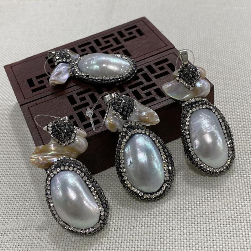 Pendant Necklaces 1pcs Shell Necklace Inlaid White Oval Shape Making Craft Jewelry Accessories Wholesale DIY Earrings Decoration Gift
Pendant Necklaces 1pcs Shell Necklace Inlaid White Oval Shape Making Craft Jewelry Accessories Wholesale DIY Earrings Decoration Gift
