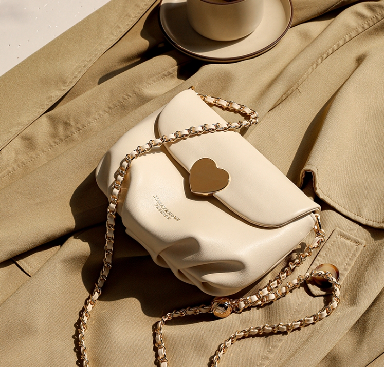 Chic Mini Crossbody Bag with Chain Strap - Compact, Stylish, and Versatile for Women on-the-go!, White
Chic Mini Crossbody Bag with Chain Strap - Compact, Stylish, and Versatile for Women on-the-go!, White