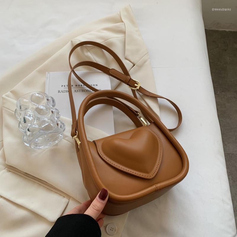 Evening Bags Cute Heart Purse Designer Saddle Crossbody Bag For Women 2023 Pu Leather Hand Young Girls Casual Fashion Shoulder, Bu
Evening Bags Cute Heart Purse Designer Saddle Crossbody Bag For Women 2023 Pu Leather Hand Young Girls Casual Fashion Shoulder, Bu