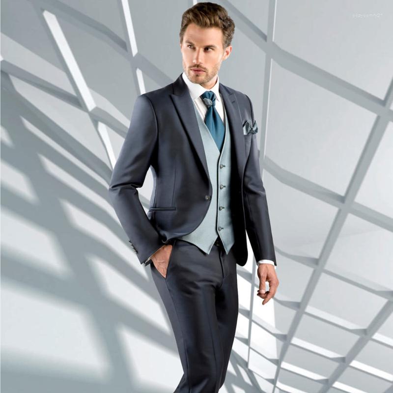 Men's Suits Gray Three Pieces Men's Blazers Peaked Lapel Formal Tuxedos For Male Clothing Wedding With Jacket Vest And Trousers, Royal blue
Men's Suits Gray Three Pieces Men's Blazers Peaked Lapel Formal Tuxedos For Male Clothing Wedding With Jacket Vest And Trousers, Royal blue