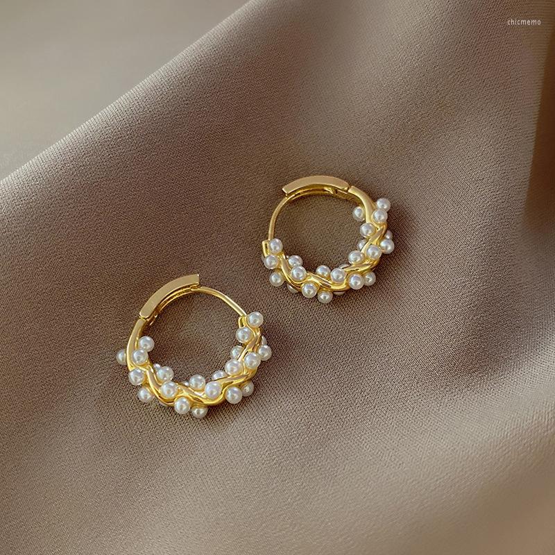 Hoop Earrings Cute Small Pearl Twist Temperament Women's Circle Hoops Ear Buckle Luxury Gold Color Wedding Engagement Jewelry Gift
Hoop Earrings Cute Small Pearl Twist Temperament Women's Circle Hoops Ear Buckle Luxury Gold Color Wedding Engagement Jewelry Gift