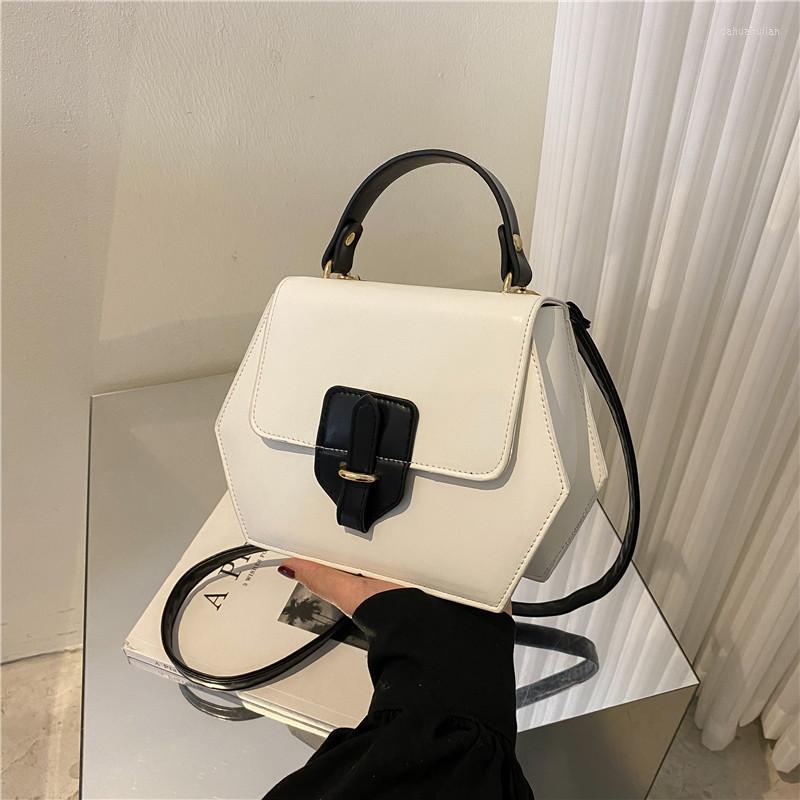 Evening Bags Female 2023 Fashion Handbags Shoulder Casual Irregular Shape Messenger Solid Color High Quality, Black
Evening Bags Female 2023 Fashion Handbags Shoulder Casual Irregular Shape Messenger Solid Color High Quality, Black