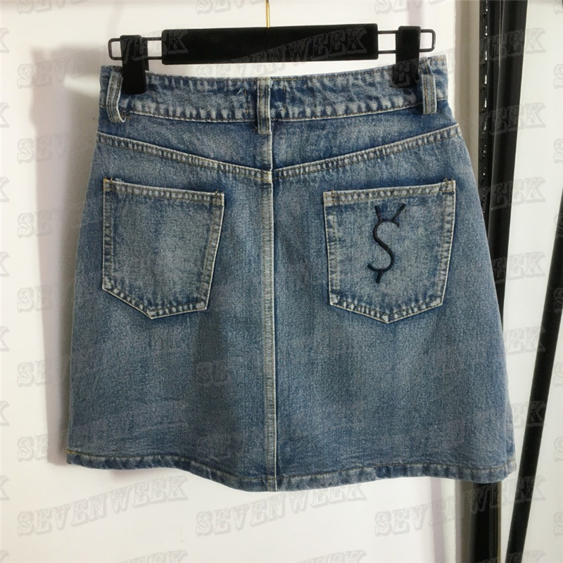 Denim Short Skirts For Women Letter Embroidered High Waist Dress Designer High Street Skirt Clothes, Blue
Denim Short Skirts For Women Letter Embroidered High Waist Dress Designer High Street Skirt Clothes, Blue