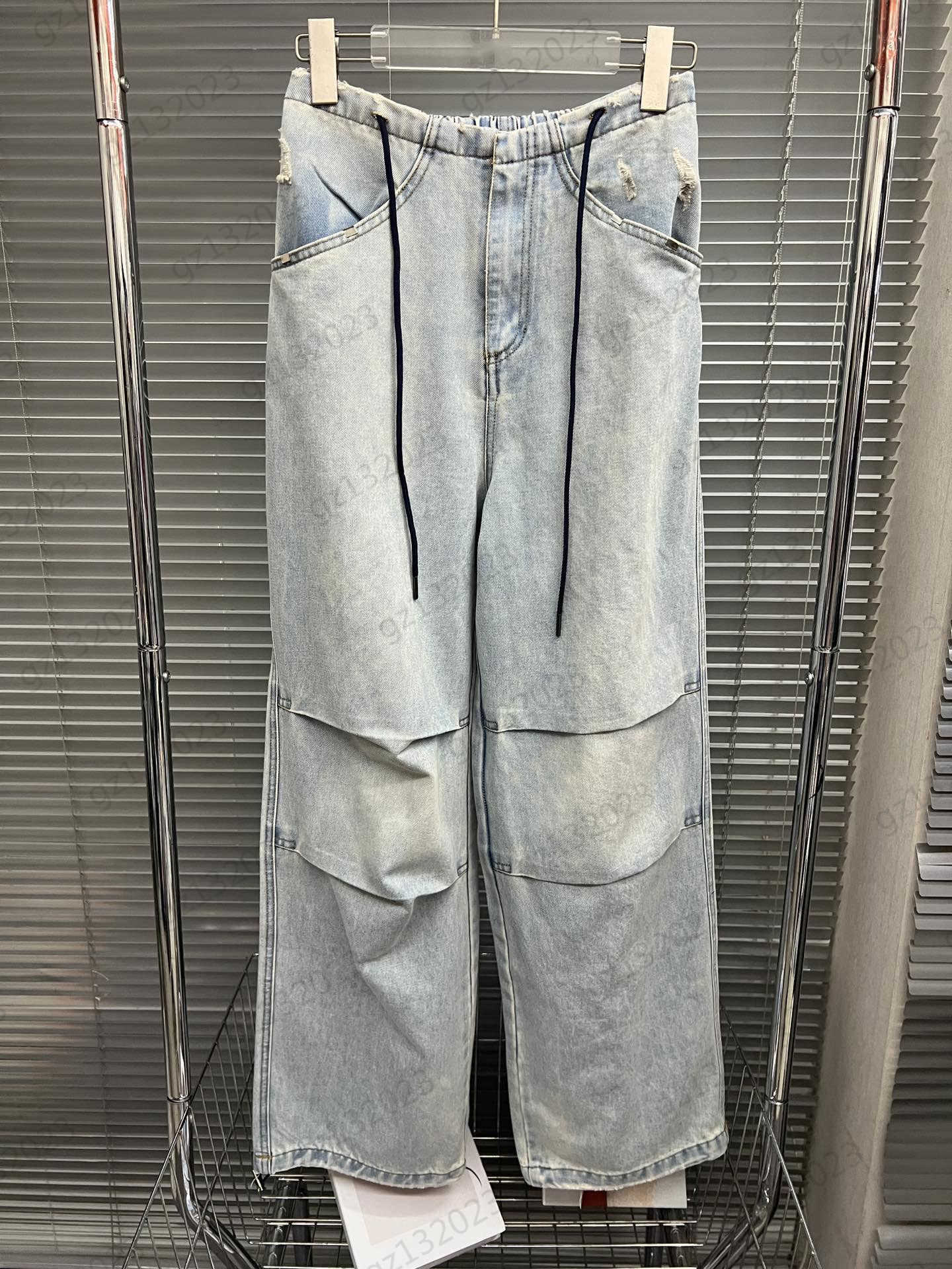 Designer Jeans Splicing Elastic Waist Drawstring Pocket Denim Trousers Back Elastic Press Pleat Design Fashion Slim Pant Jeans For Women
Designer Jeans Splicing Elastic Waist Drawstring Pocket Denim Trousers Back Elastic Press Pleat Design Fashion Slim Pant Jeans For Women