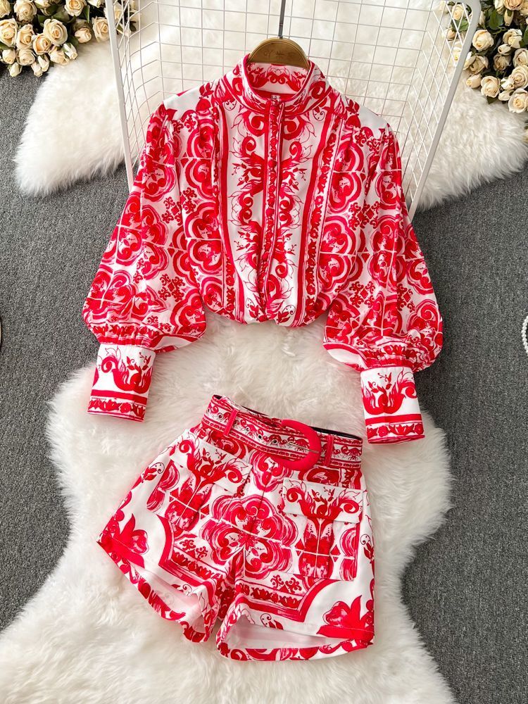 Women's Tracksuits Banulin Women Autumn Vintage 2 Piece Short Set Runway Floral Print Lantern Sleeve Blouse Shirts and Pockets Belt Shorts Suit 230413, Red
Women's Tracksuits Banulin Women Autumn Vintage 2 Piece Short Set Runway Floral Print Lantern Sleeve Blouse Shirts and Pockets Belt Shorts Suit 230413, Red