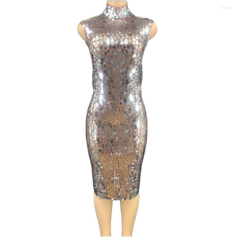 Stage Wear Silver Mirror Chinese Cheongsam Sheath Dress Attractive Women Party Prom Formal Outfit Nightclub DJ Catwalk Show Costume
Stage Wear Silver Mirror Chinese Cheongsam Sheath Dress Attractive Women Party Prom Formal Outfit Nightclub DJ Catwalk Show Costume