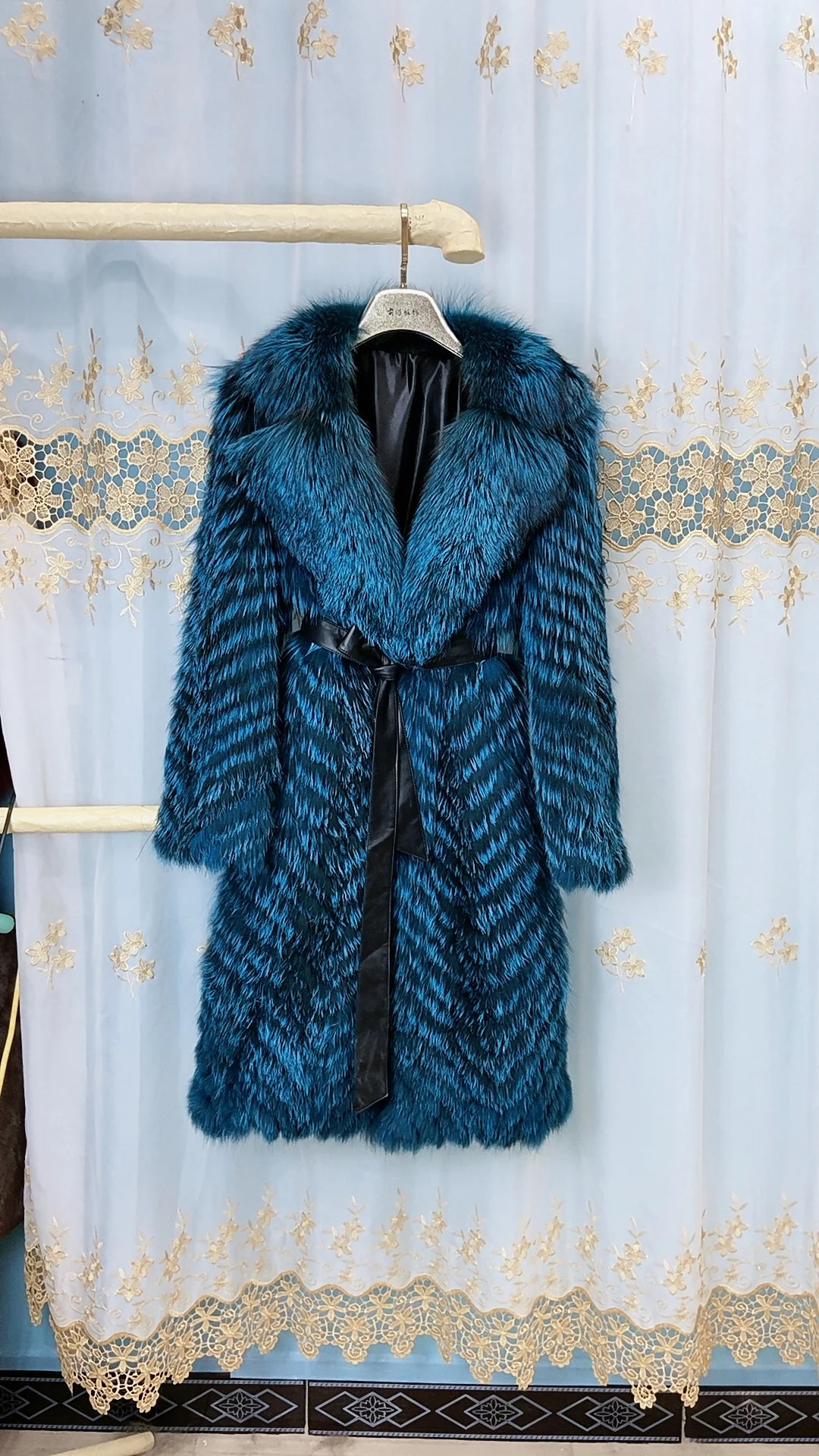 Women's Fur Faux ANNSIRGRA 100 Genuine Jacket Xlong Real Coat With Large Turndown Collar Warm Stylish Fashion Overcoat 231114