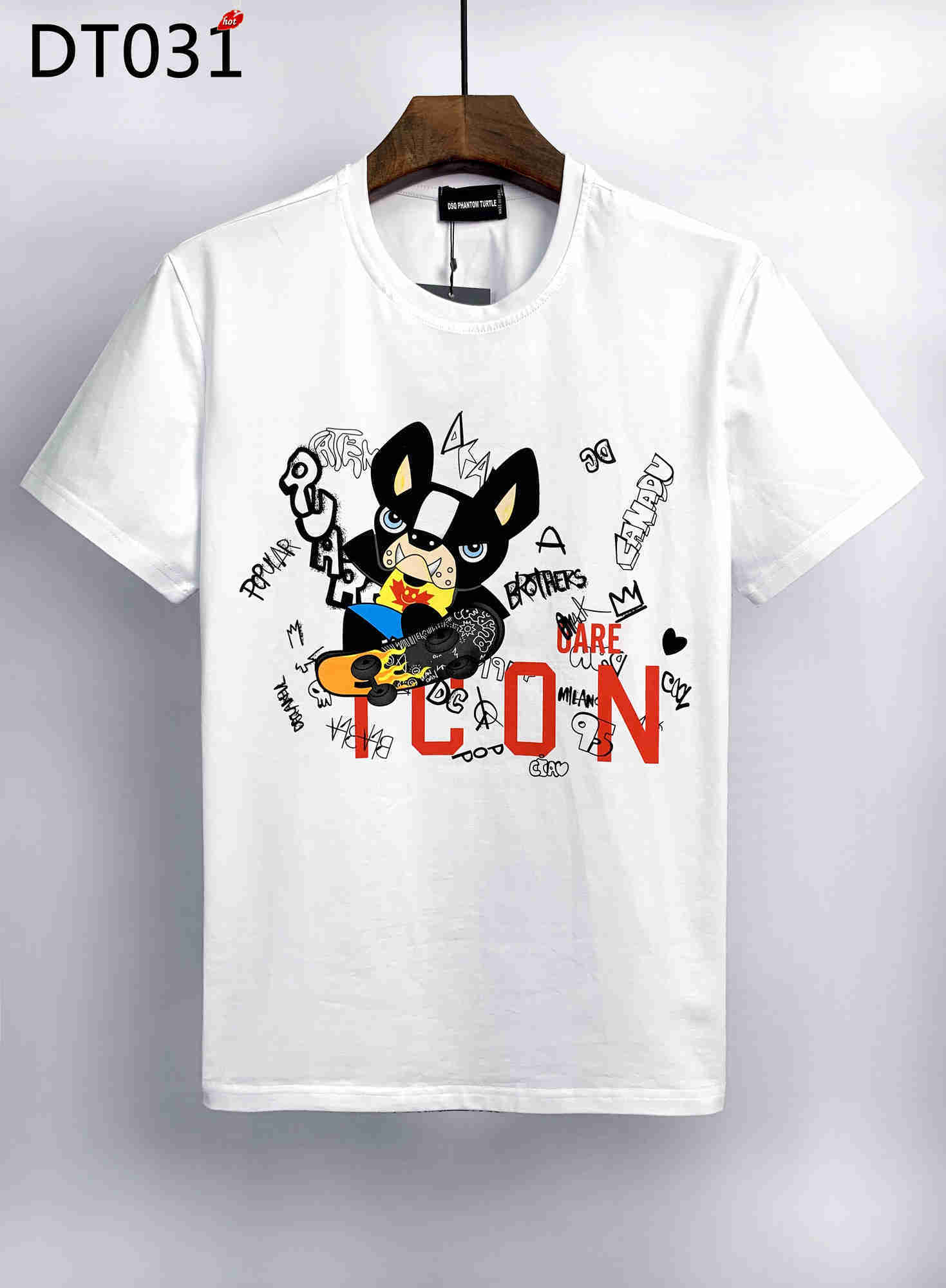 Mens TShirts Mens Designer T Shirts Black White Back Cool Tshirt Men Summer Italian Fashion Casual Street Tshirt Tops Plus Size MXXX dsquare 2 d2 dsqs dsq2s VF10
Mens TShirts Mens Designer T Shirts Black White Back Cool Tshirt Men Summer Italian Fashion Casual Street Tshirt Tops Plus Size MXXX dsquare 2 d2 dsqs dsq2s VF10