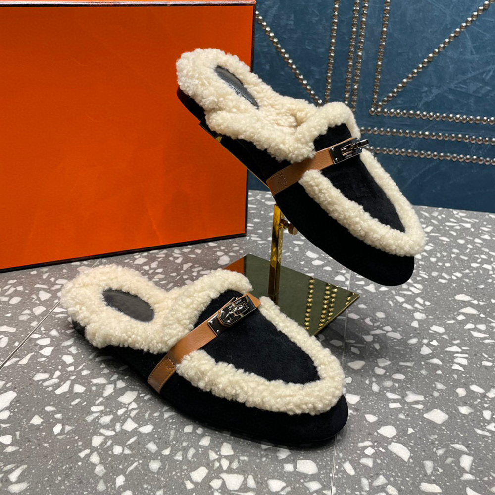 winter Flat Fur slipper slide Mules women nubuck Leather buckle round head furry fluffy sandals clogs outdoor warm Wool loafers luxury Designer slipper Scuffs