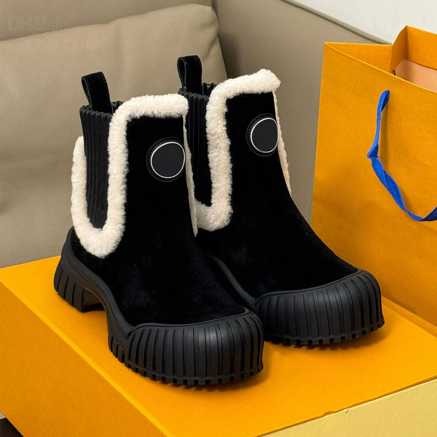 Top quality fur on leather Shell toe Platform Fur ankle boots slil on warm wool fluffy Chunky boots Fashion Snow shoes Luxury designer boots Factory footwear With box