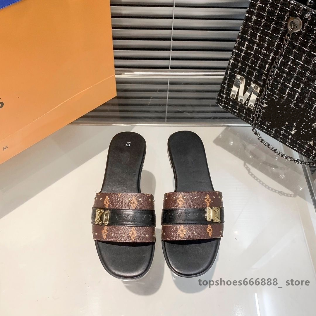 2023 New Luxury designer Summer LOCK IT Sandals Women Beach Shoes Floral Slippers Ladies Brand Flip Flops v Buckle Light Sandalias Outdoor Slide 1v, V7 high quality
2023 New Luxury designer Summer LOCK IT Sandals Women Beach Shoes Floral Slippers Ladies Brand Flip Flops v Buckle Light Sandalias Outdoor Slide 1v, V7 high quality