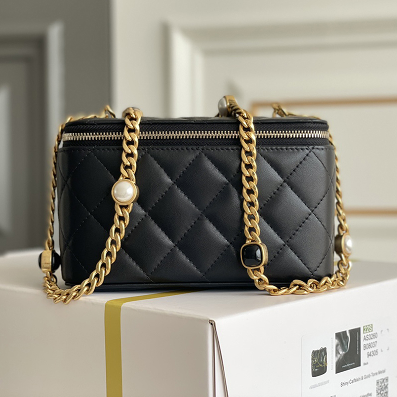 Designer Cosmetic Bag Luxury Chain Bag 17CM Genuine leather Lipstick Bag High Imitation Shoulder Bag With Box ZC257
Designer Cosmetic Bag Luxury Chain Bag 17CM Genuine leather Lipstick Bag High Imitation Shoulder Bag With Box ZC257
