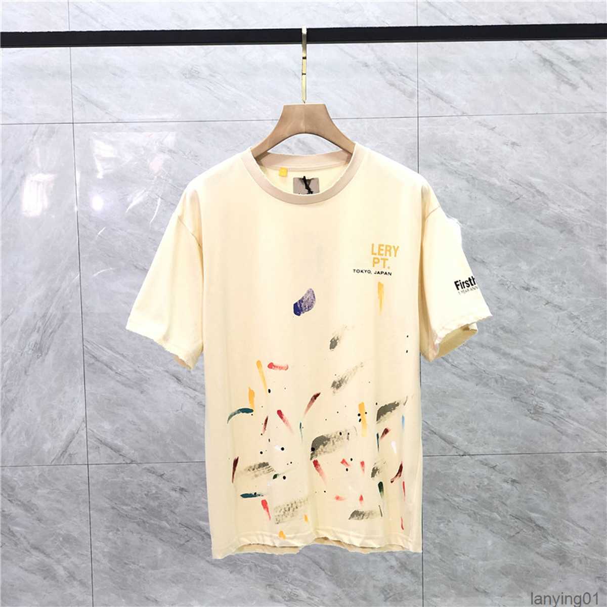2023 Tees Galleryse Men' T-shirts Depts Mens Polos Women Designer T-shirts Galleryes Cottons Tops Man Casual Shirt Luxurys Clothing Clothes
2023 Tees Galleryse Men' T-shirts Depts Mens Polos Women Designer T-shirts Galleryes Cottons Tops Man Casual Shirt Luxurys Clothing Clothes