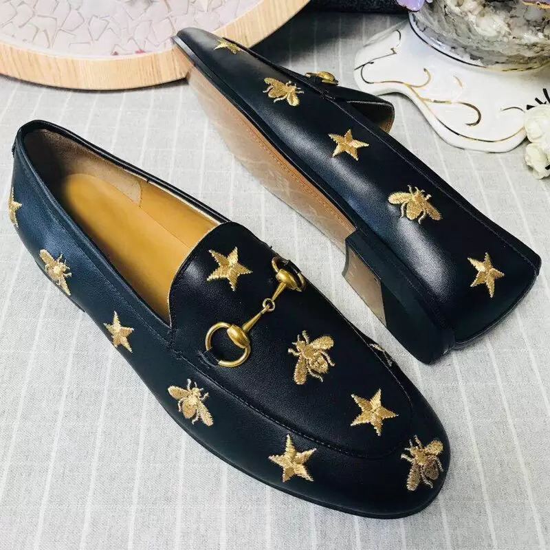 Hot selling classic women's flat dress shoes 100% authentic cowhide metal buckle women's leather casual shoes printed trampling lazy slipper factory shoes, Lips
Hot selling classic women's flat dress shoes 100% authentic cowhide metal buckle women's leather casual shoes printed trampling lazy slipper factory shoes, Lips