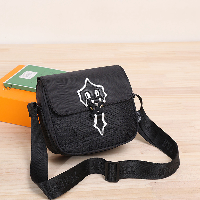 High Quality Luxurys Designers Bags Trapstar Purse Womans Fashion Inclined Shoulder Handbag Monogrames Multi Pochette Felicie Chain Crossbody Shoulder Bag 111, Dust bag
High Quality Luxurys Designers Bags Trapstar Purse Womans Fashion Inclined Shoulder Handbag Monogrames Multi Pochette Felicie Chain Crossbody Shoulder Bag 111, Dust bag