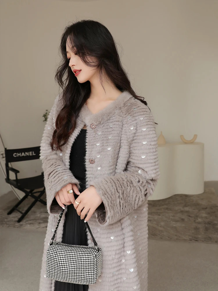 Women's Fur Faux HDHOHR 2023 High Quality Knitted Mink Coats Fashion Natural Jacket Mermaid decoration Long Winter Female Warm Coat 231114
