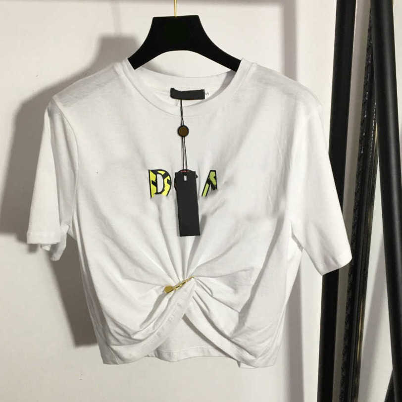 23ss womens designer clothing Womens T-Shirt tee Round neck Pure cotton Colorful letter zebra print large pin twist short crop thin T-shirt womens clothes a1
23ss womens designer clothing Womens T-Shirt tee Round neck Pure cotton Colorful letter zebra print large pin twist short crop thin T-shirt womens clothes a1