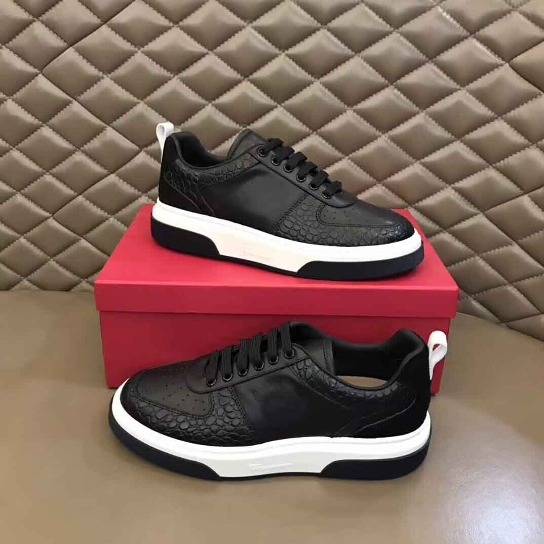 Luxury Brand 23S/S Perforated Gancini Sneakers Shoes Men Grained Calfskin Suede Mesh Gancio Party Dress Casual Elegant Skateboard Walking EU38-46
Luxury Brand 23S/S Perforated Gancini Sneakers Shoes Men Grained Calfskin Suede Mesh Gancio Party Dress Casual Elegant Skateboard Walking EU38-46