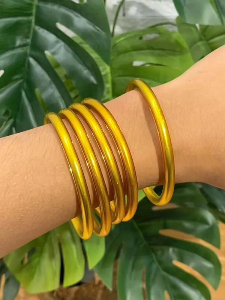 Charm Bracelets ALLYES Buddhist Temple Rush Bracelet for Women Men Shiny Multicolor Silicone Tube Bangles Female Jewelry Gifts 231114