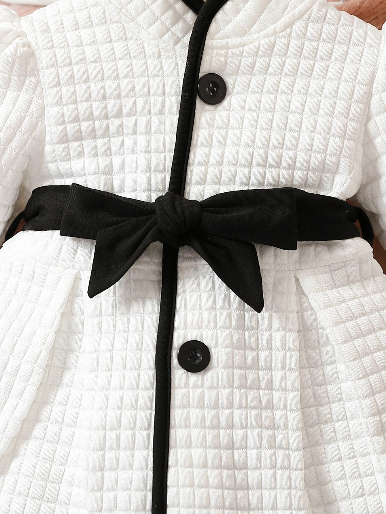 Jackets Baby Girls Fashion Autumn And Winter Thermal Belted Dress Set Princess Coat Classic Black White Color Contrast Cardigan 231115
