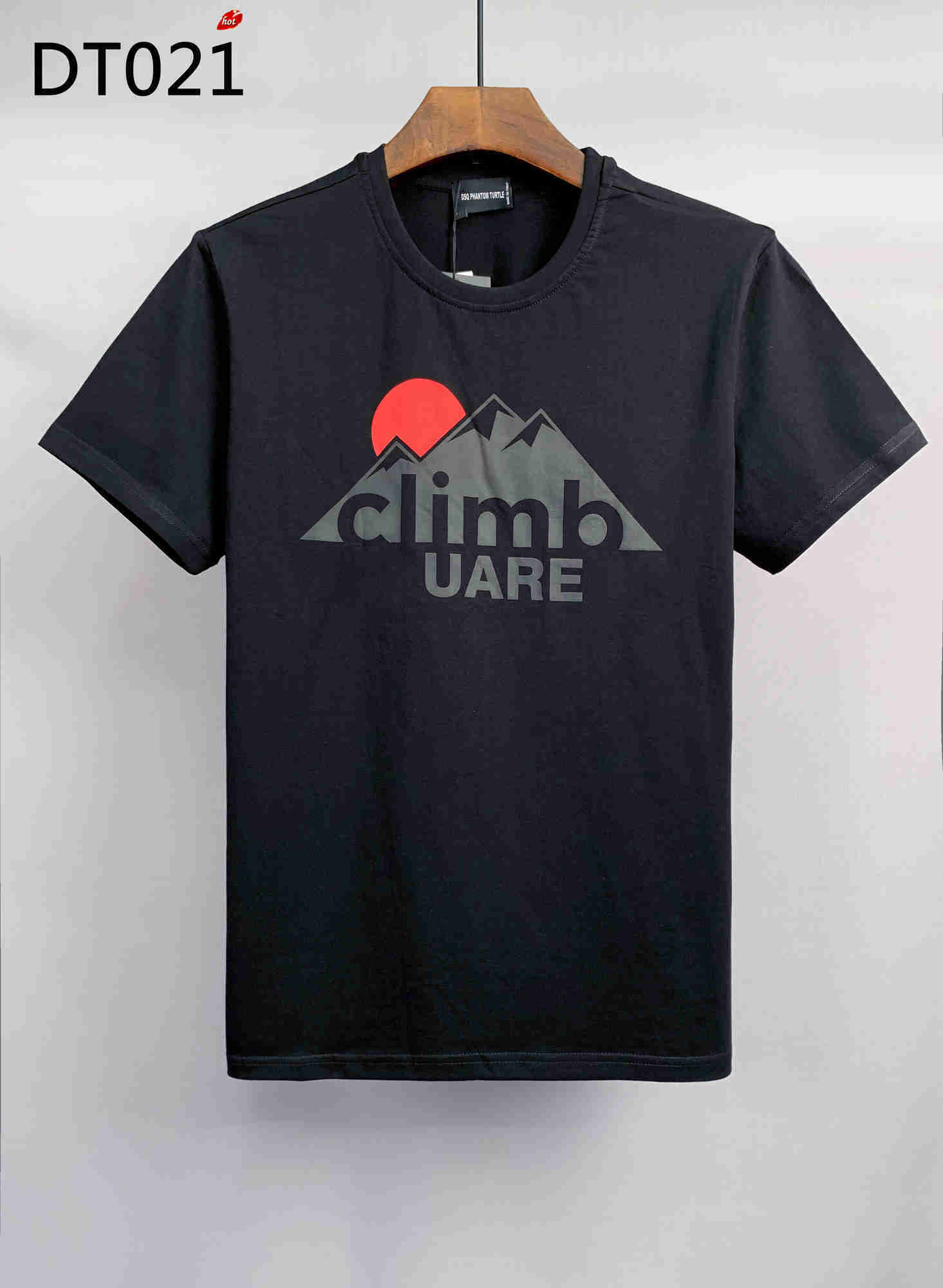 Mens TShirts Mens Designer T Shirts Black White Back Cool Tshirt Men Summer Italian Fashion Casual Street Tshirt Tops Plus Size MXXX dsquare 2 d2 dsqs dsq2s H75X
Mens TShirts Mens Designer T Shirts Black White Back Cool Tshirt Men Summer Italian Fashion Casual Street Tshirt Tops Plus Size MXXX dsquare 2 d2 dsqs dsq2s H75X