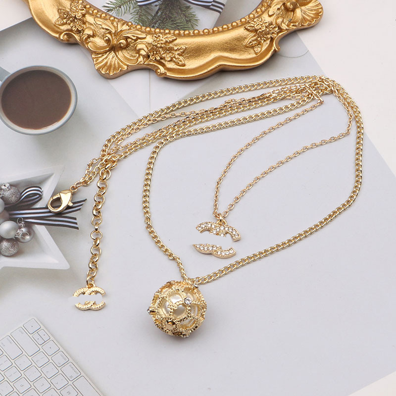 20Style Designer Brand Double Letter Necklaces Ball Pendant Chain Sweater Necklace for Fashion Women Wedding Gift Jewelry Accessories