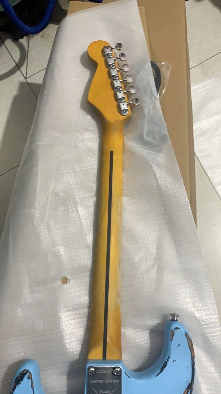 Custom 62 Heavy Distressed Daphne Blue Over Sunburst Electric Guitar - Cream Pickguard, Alder Body, Maple Fingerboard, Tremolo Bridge, Vintage Tuners