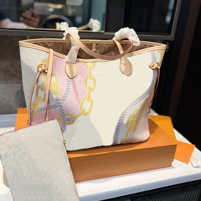 Luxurys Tote Womens Designers Bags Handbags Purses Shoulder Fashion Crossbody Messenger Wallets
Luxurys Tote Womens Designers Bags Handbags Purses Shoulder Fashion Crossbody Messenger Wallets