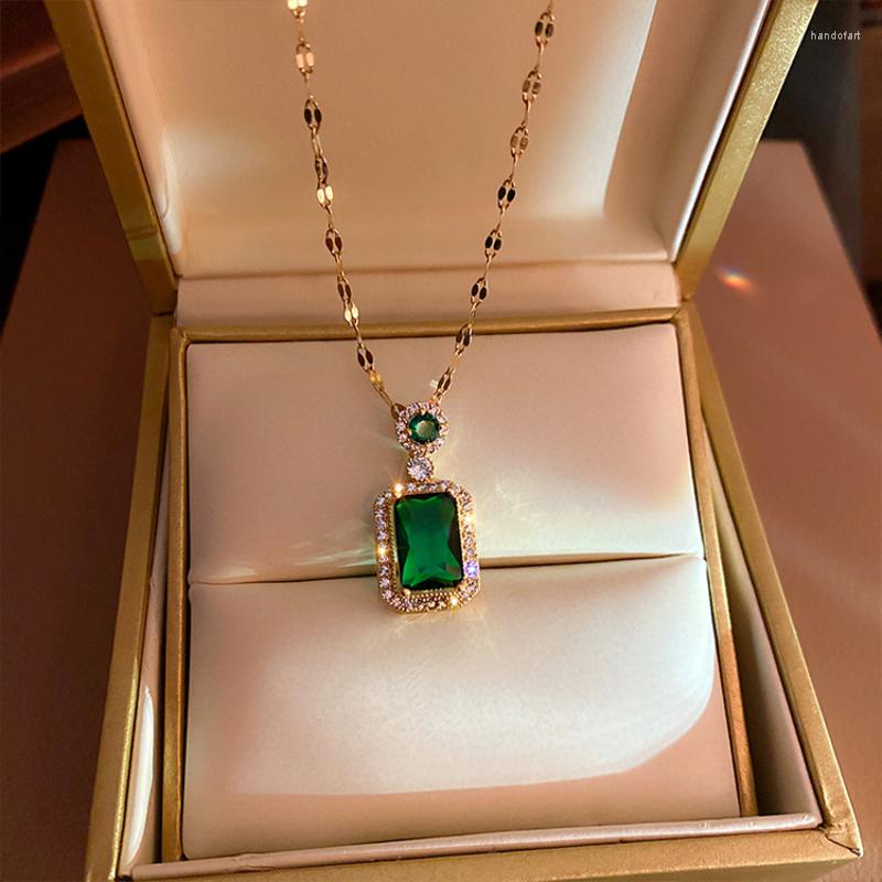Pendant Necklaces Temperament Emerald Titanium Steel Chain Women's Necklace Inlaid With Zircon Crystal Stainless Jewelry 
Pendant Necklaces Temperament Emerald Titanium Steel Chain Women's Necklace Inlaid With Zircon Crystal Stainless Jewelry