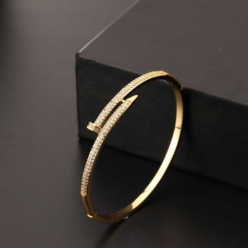 Bracelets 14k Real Gold Plating Luxury Brand Aaa Zircon Simple Geometric Nail Bangle Bracelet Elegant Women Valentine's Day Bangles
Bracelets 14k Real Gold Plating Luxury Brand Aaa Zircon Simple Geometric Nail Bangle Bracelet Elegant Women Valentine's Day Bangles