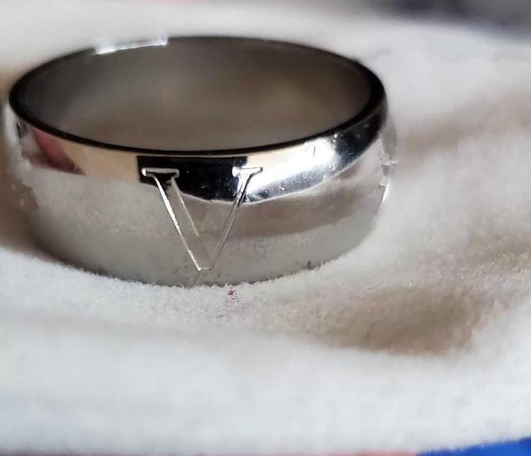 Titanium Gold Plated Love Ring for Men and Women - Non-Allergic Luxury Jewelry with Designer Box
Titanium Gold Plated Love Ring for Men and Women - Non-Allergic Luxury Jewelry with Designer Box