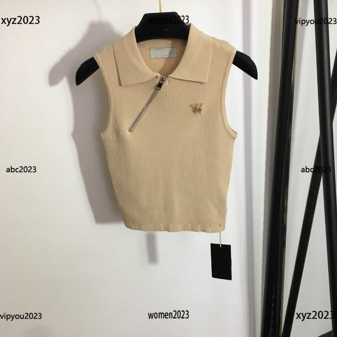 luxury Women Knits diesel high quality tops Letter brooch decoration knit vest Sleeveless Oblique zipper lapel Pullover Free shipping, #1
luxury Women Knits diesel high quality tops Letter brooch decoration knit vest Sleeveless Oblique zipper lapel Pullover Free shipping, #1