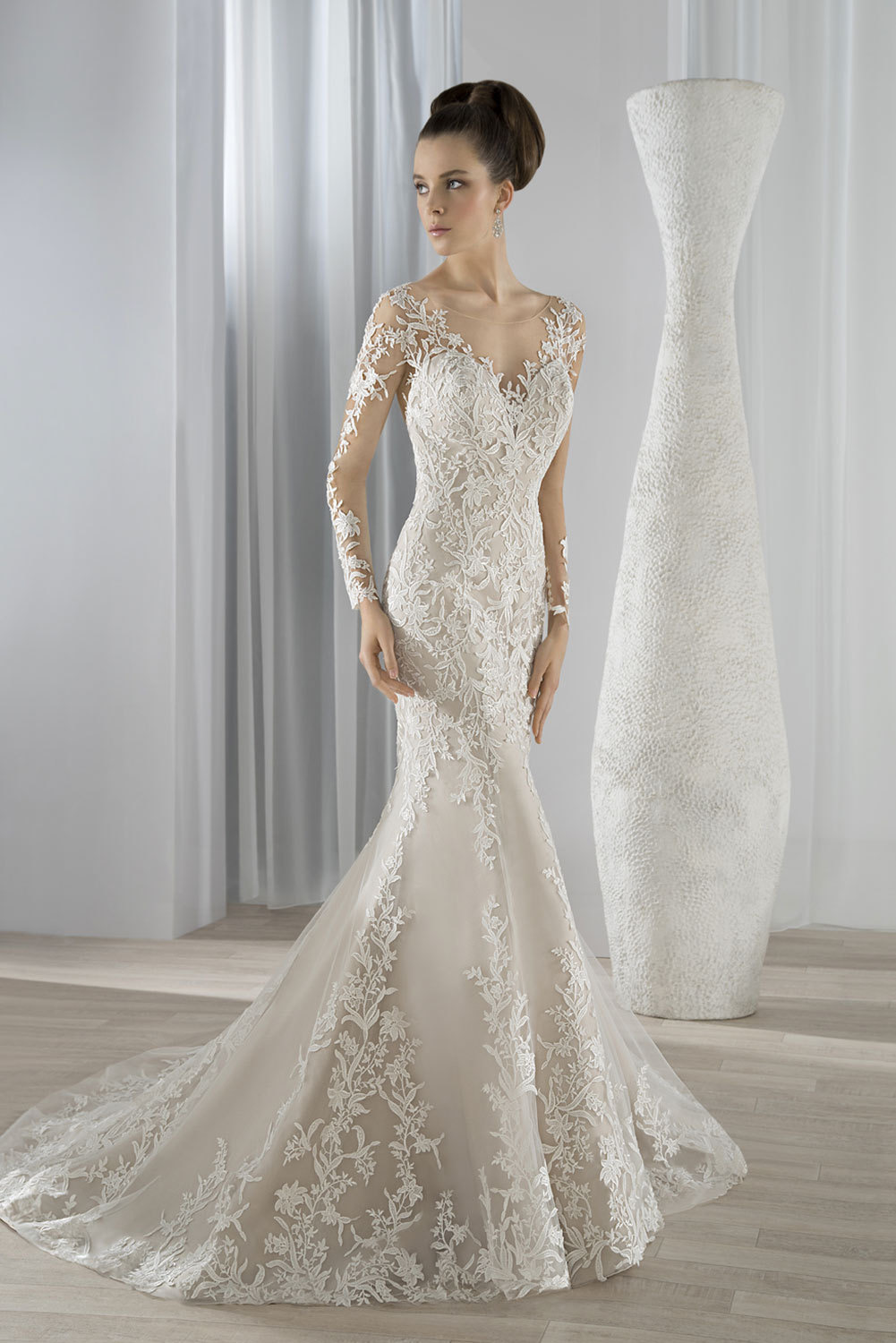 2023 Arabic White Mermaid Wedding Dresses sexy lace appliques Beaded Crystals illusion long sleeve Bridal Gowns Garden Bride Dresses new Spring Vestid