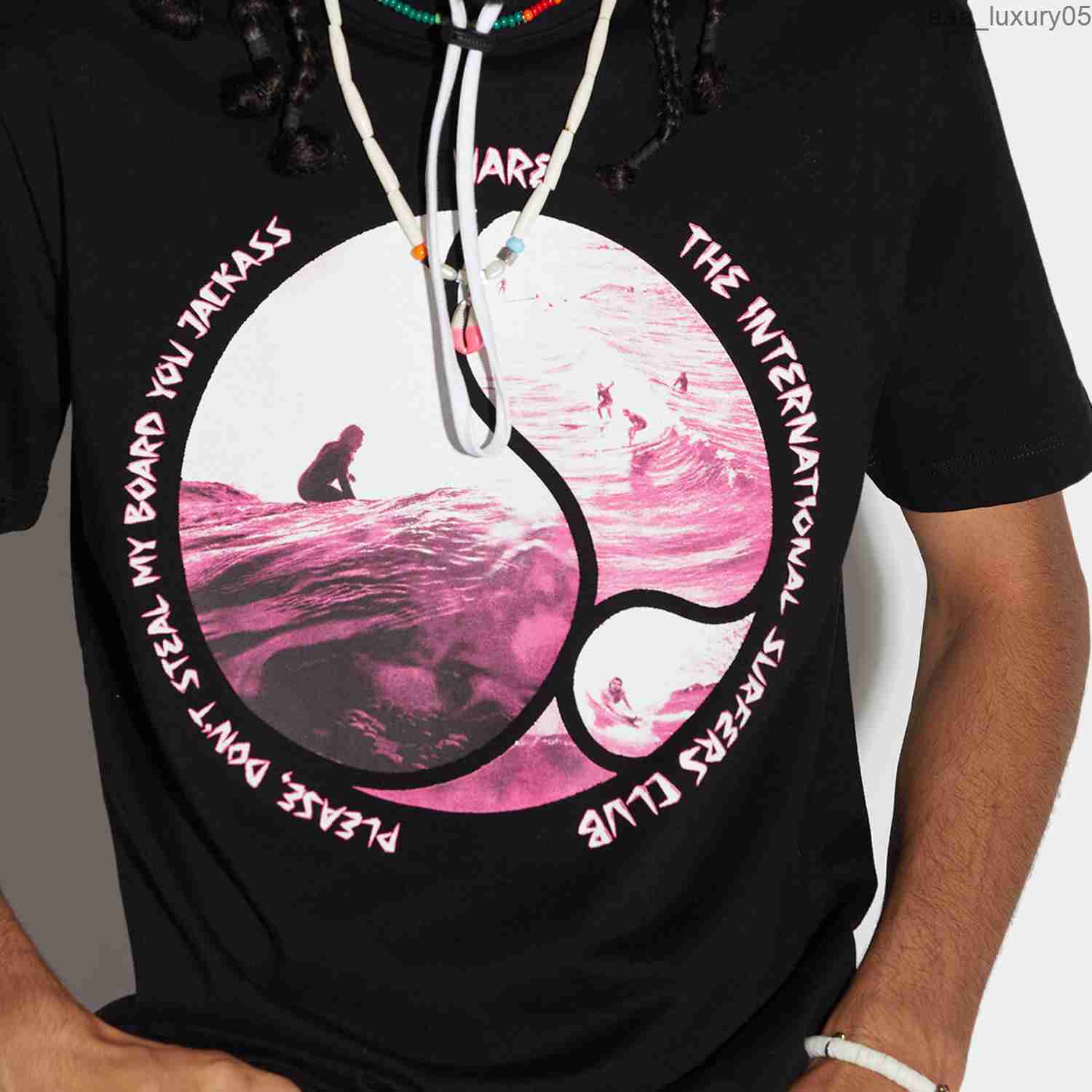 Mens TShirts Mens Designer T Shirts Black White Surfer Club Cool Tshirt Men Summer Fashion Casual Street Tshirt Tops Plus Size MXXXL dsquare 2 d2 dsqs dsq2s S3NH
Mens TShirts Mens Designer T Shirts Black White Surfer Club Cool Tshirt Men Summer Fashion Casual Street Tshirt Tops Plus Size MXXXL dsquare 2 d2 dsqs dsq2s S3NH
