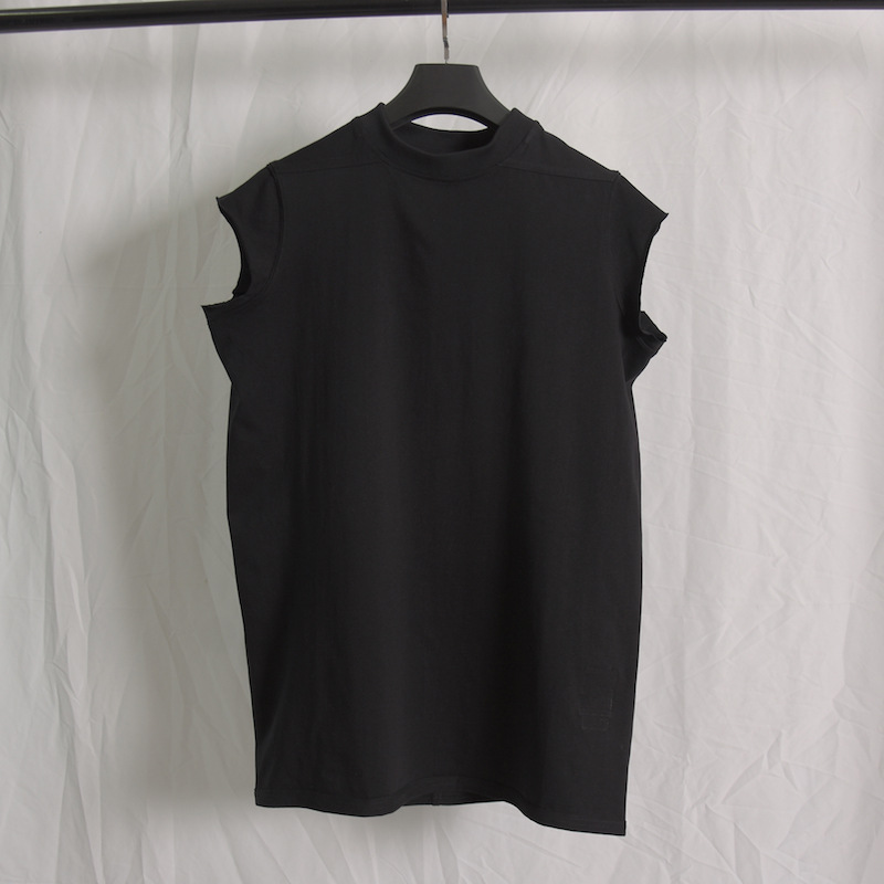 2023Fashion Brand Rick Men Sleeveless Men Tank Tops Owens Black Solid Tank Top Cotton Sleeveless Tops Men Tops Hiphop Streetwear
2023Fashion Brand Rick Men Sleeveless Men Tank Tops Owens Black Solid Tank Top Cotton Sleeveless Tops Men Tops Hiphop Streetwear