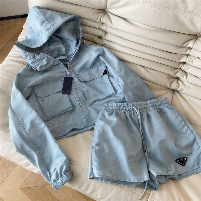 Letter Badge Pant Hooded Coats Sets For Women Designer Cropped Jacket Elastic Waist Shorts Casual Clothing Suits, Dark green