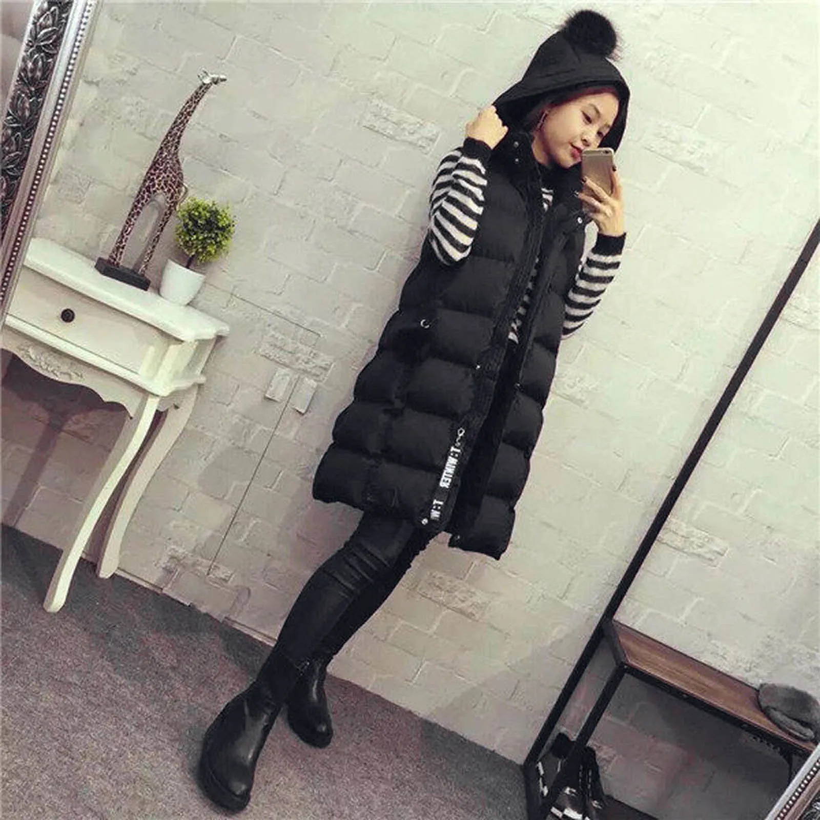 Women's Vests Autumn Winter Women Long Parkas Vest Warm Black Zipper Hooded Down Coat Parka Ladies Sleeveless Waistcoat Jacket Outwear 231115