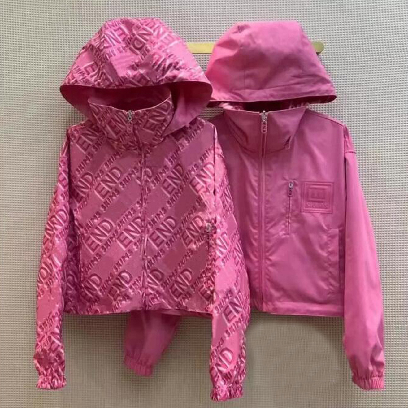 Designer Capsule Collection Women's Hooded Jackets Fashion Reversible Full FF Fashion Long Sleeve Jacket A131, White
Designer Capsule Collection Women's Hooded Jackets Fashion Reversible Full FF Fashion Long Sleeve Jacket A131, White