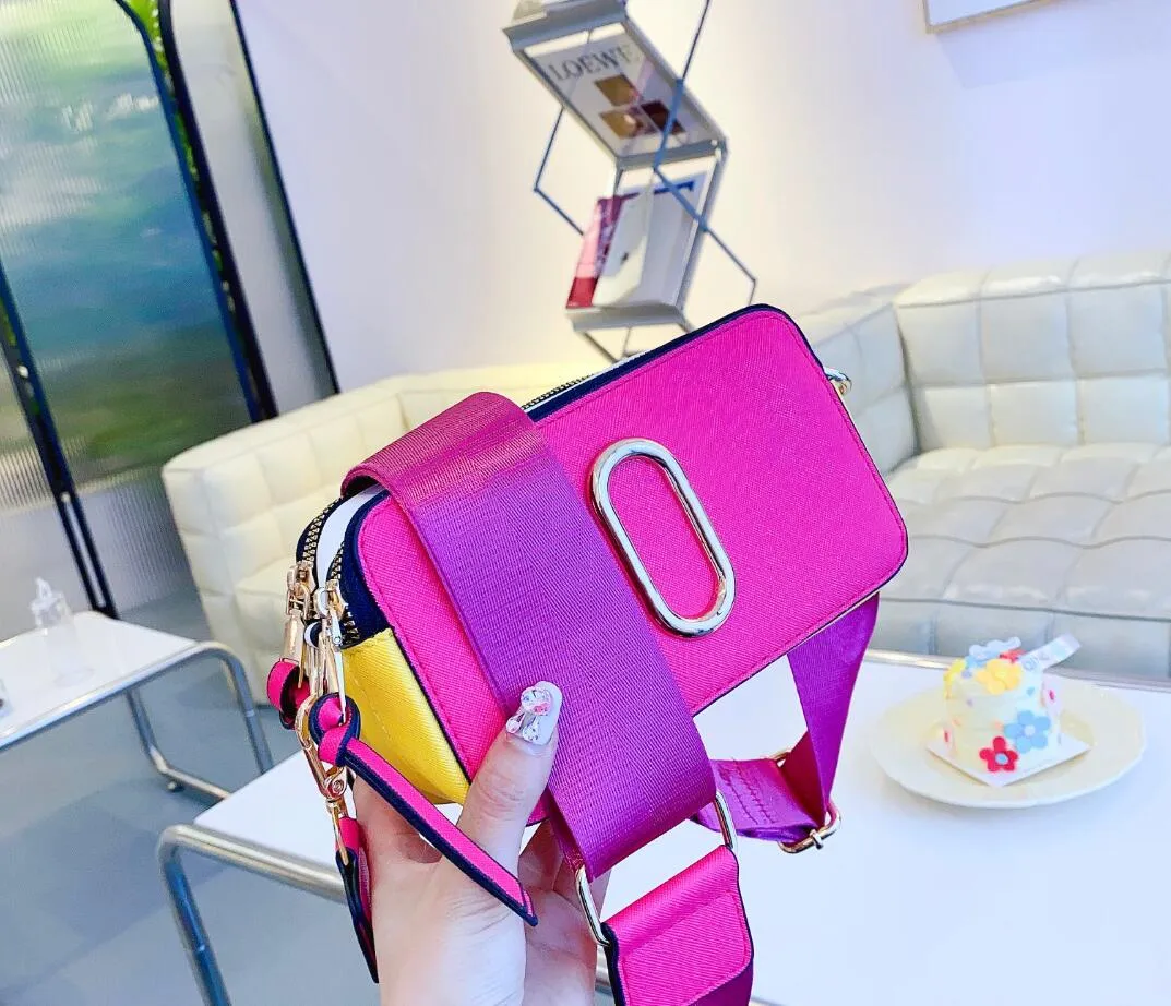 low price SNAPSHOT evening bag large leather chain bag Shoulder Bag Shopping Handbag Lady Totes Fashion Women Crossbody Classic Designer flap flip Bag, As pic
low price SNAPSHOT evening bag large leather chain bag Shoulder Bag Shopping Handbag Lady Totes Fashion Women Crossbody Classic Designer flap flip Bag, As pic