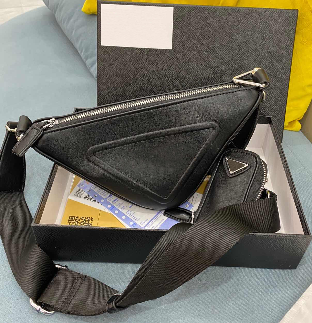Designer Luxury Shoulder Bag High Quality Pillow Women Men Handbag ShoulderBags Fashion triangle crossbody bags canvas colorful, Green7
Designer Luxury Shoulder Bag High Quality Pillow Women Men Handbag ShoulderBags Fashion triangle crossbody bags canvas colorful, Green7