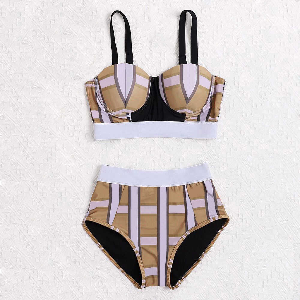 Designer Bikini Top 2023 New Womens Bikinis Set Bur Sexy Clear Strap Shape Swimsuits Designers Ladies Bathing Suit Fashion Beach Clothes Summer Clot
Designer Bikini Top 2023 New Womens Bikinis Set Bur Sexy Clear Strap Shape Swimsuits Designers Ladies Bathing Suit Fashion Beach Clothes Summer Clot