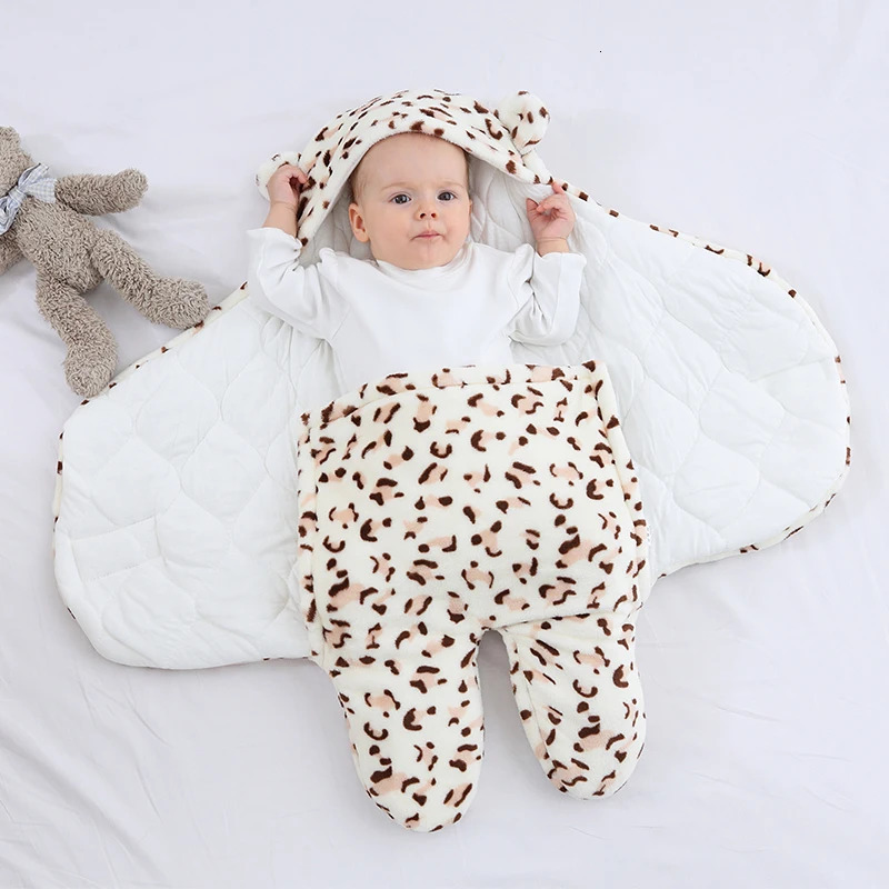 Sleeping Bags Soft born Baby Cartoon Thicken Winter and Autumn Wrap Blankets Envelope Sleepsack 0 9 Months 231116